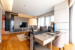 One Shenton (D1), Apartment #573720231